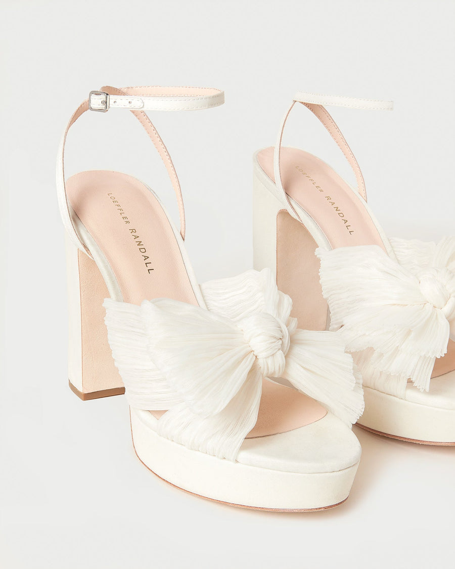 'Natalia' Knot Bow Platform